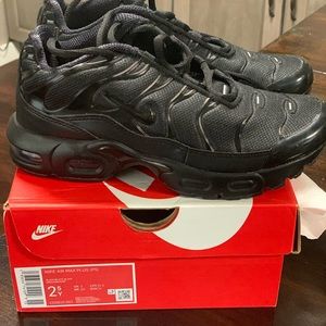 Youth Nike Air Max Plus, Black
